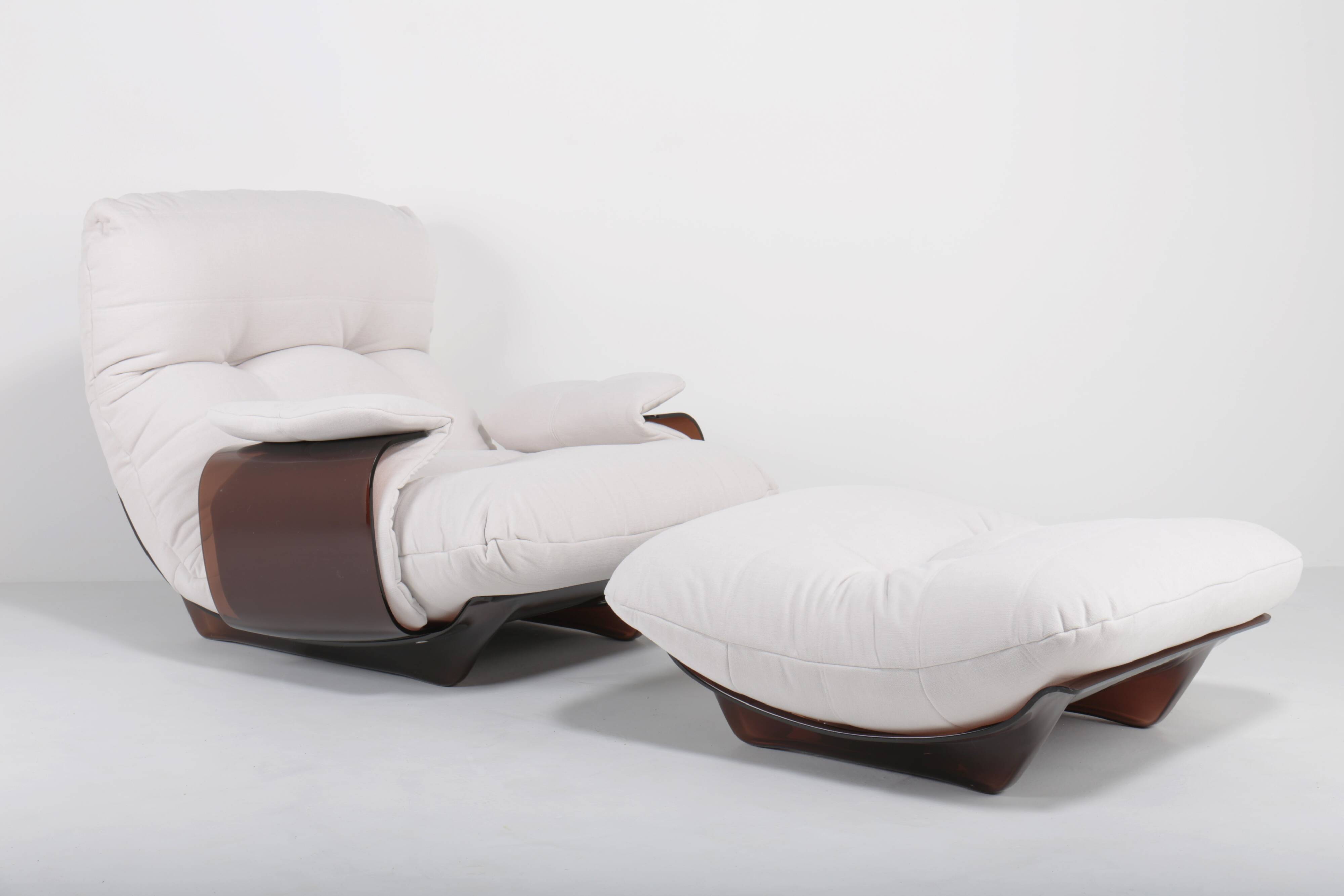 Armchair Marsala  with ottoman by Michel Ducaroy for Ligne Roset