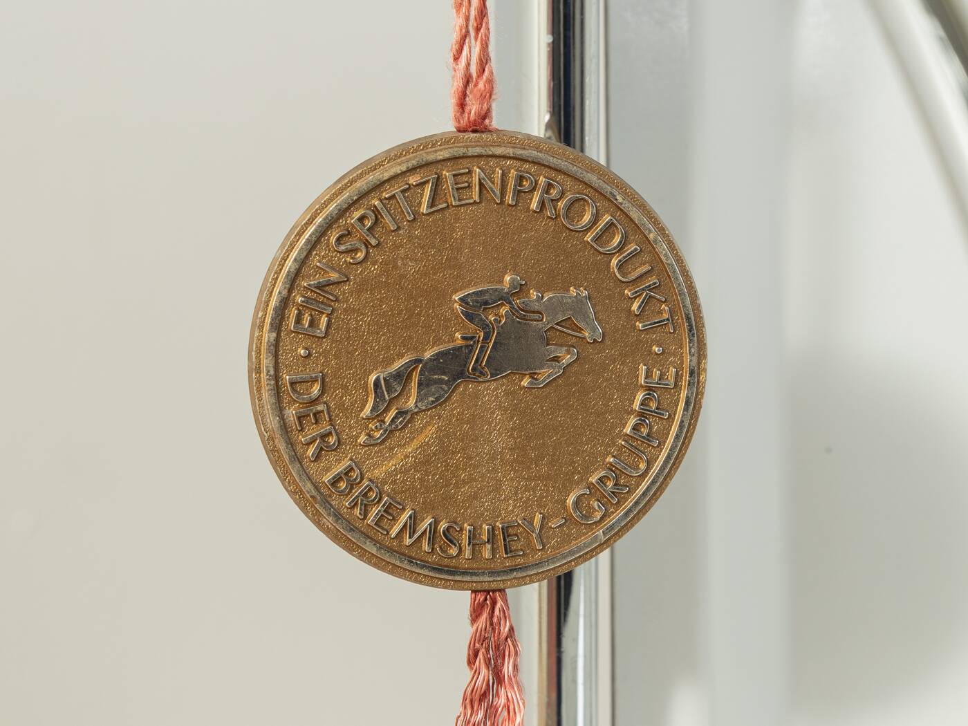 Chariot de service Dinett, Bremshey