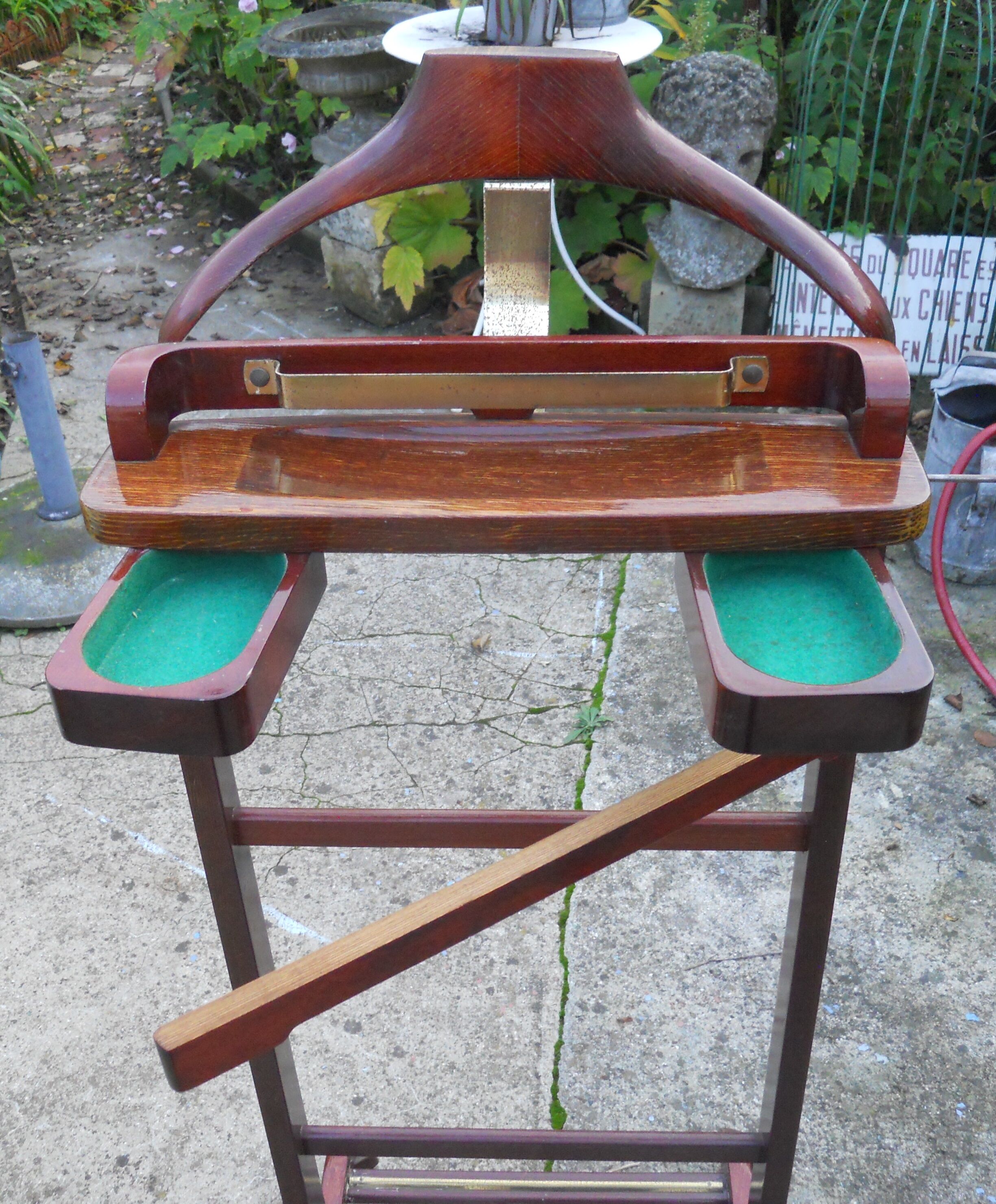 Valet fratelli ruguitti