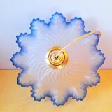 Suspension in opaline corolla from the 1930s