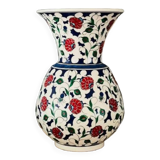 Hand painted ceramic vase from Iznik Türkiye