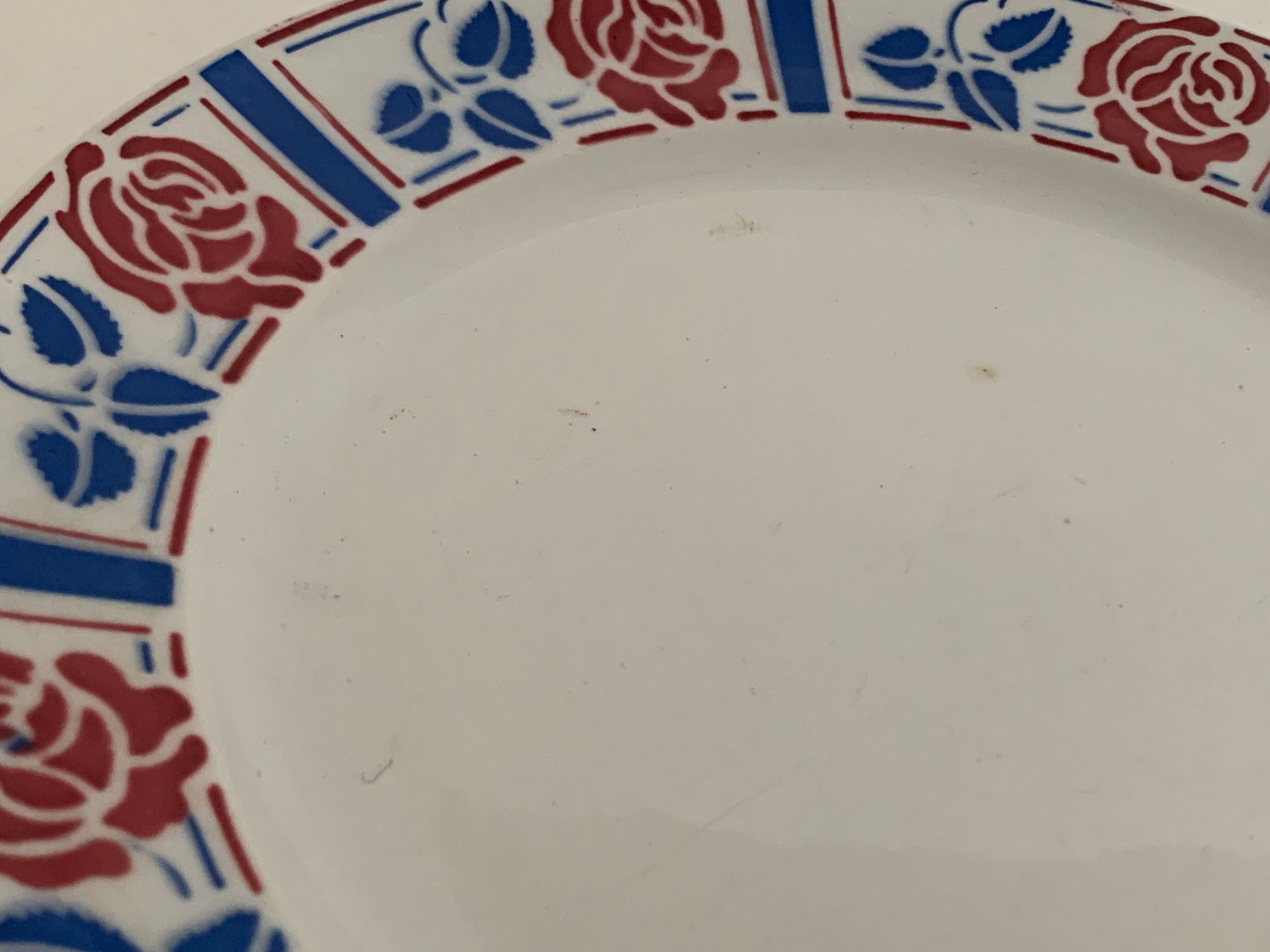 5 flat plates Sarreguemines, Tabarin model