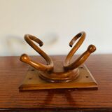 Wall-mounted coat rack