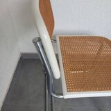 Une paire de chaises italiennes des années 1980