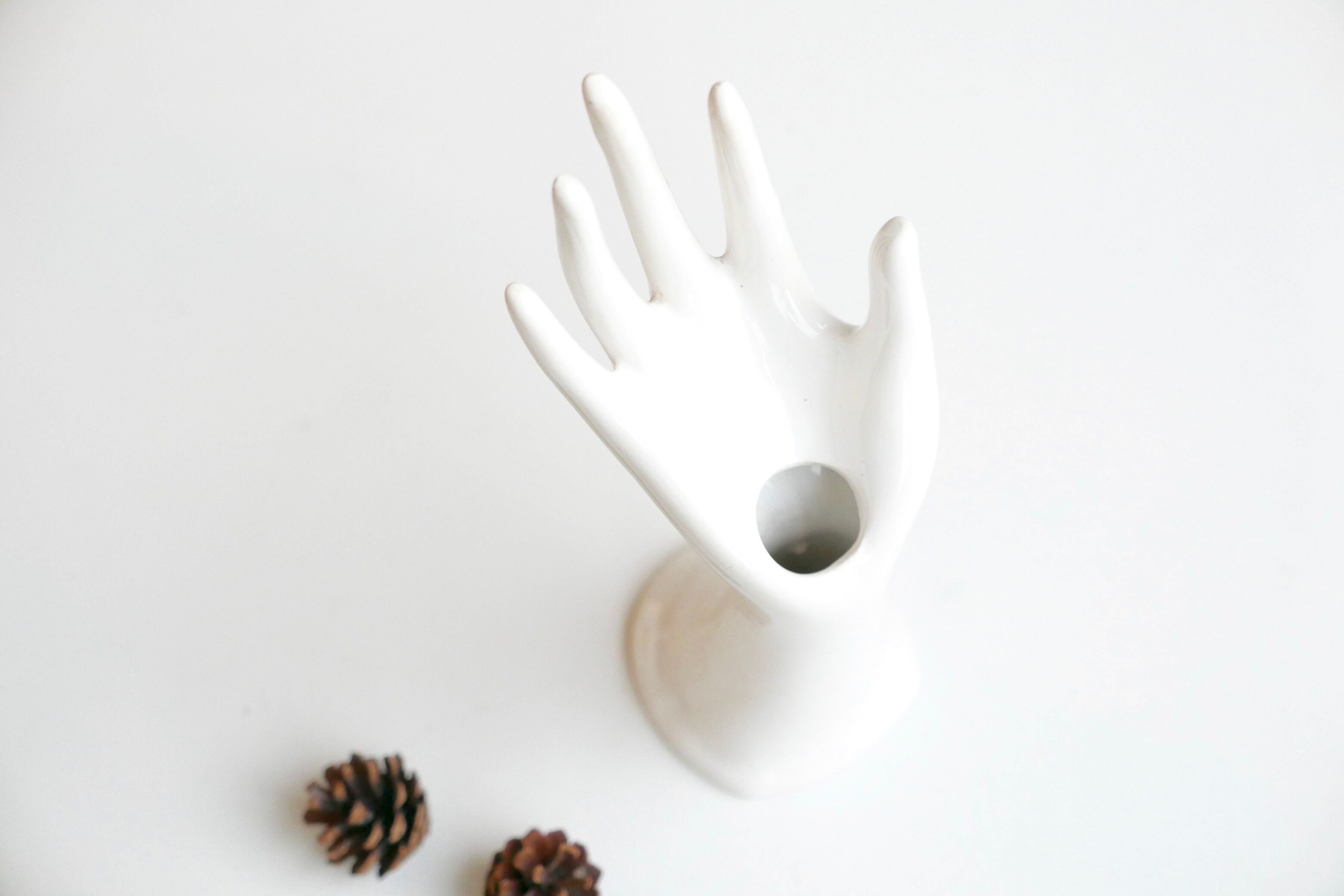 Hand ring white porcelain vase 70s