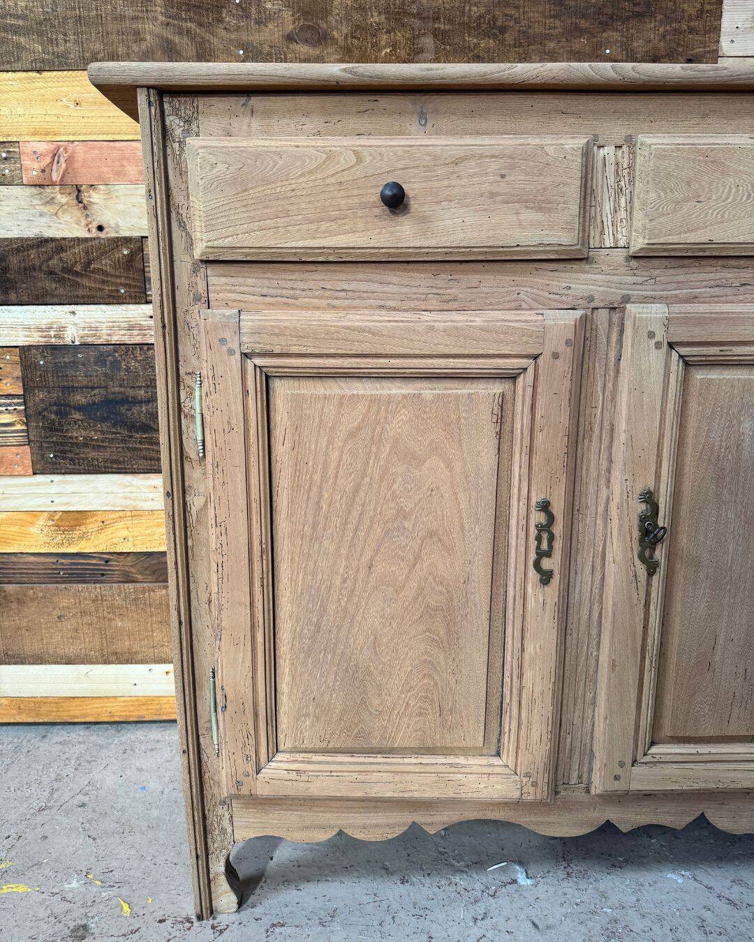 Buffet 3 portes en orme - 19ème siècle