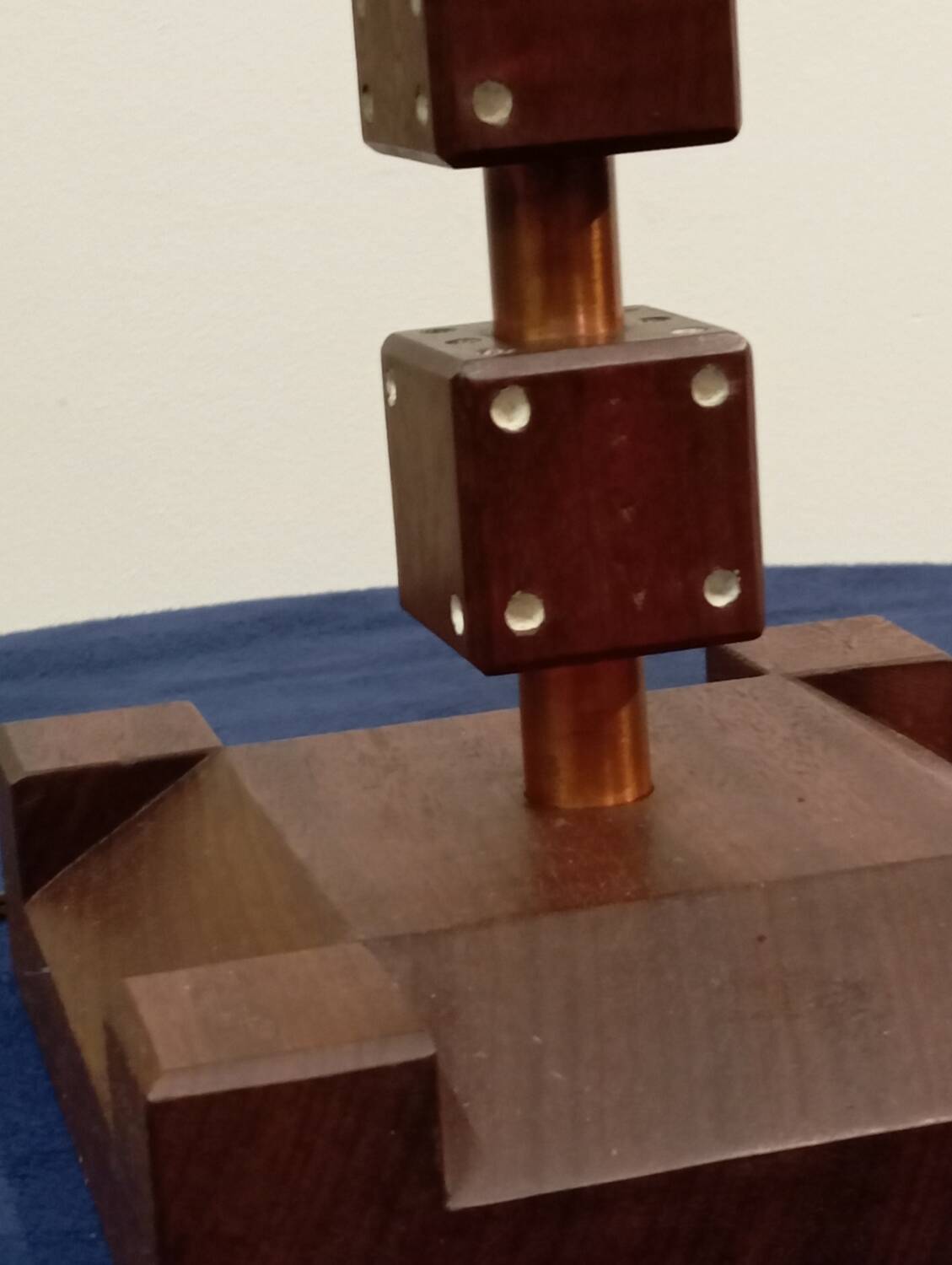 Lampe dès en bois vintage