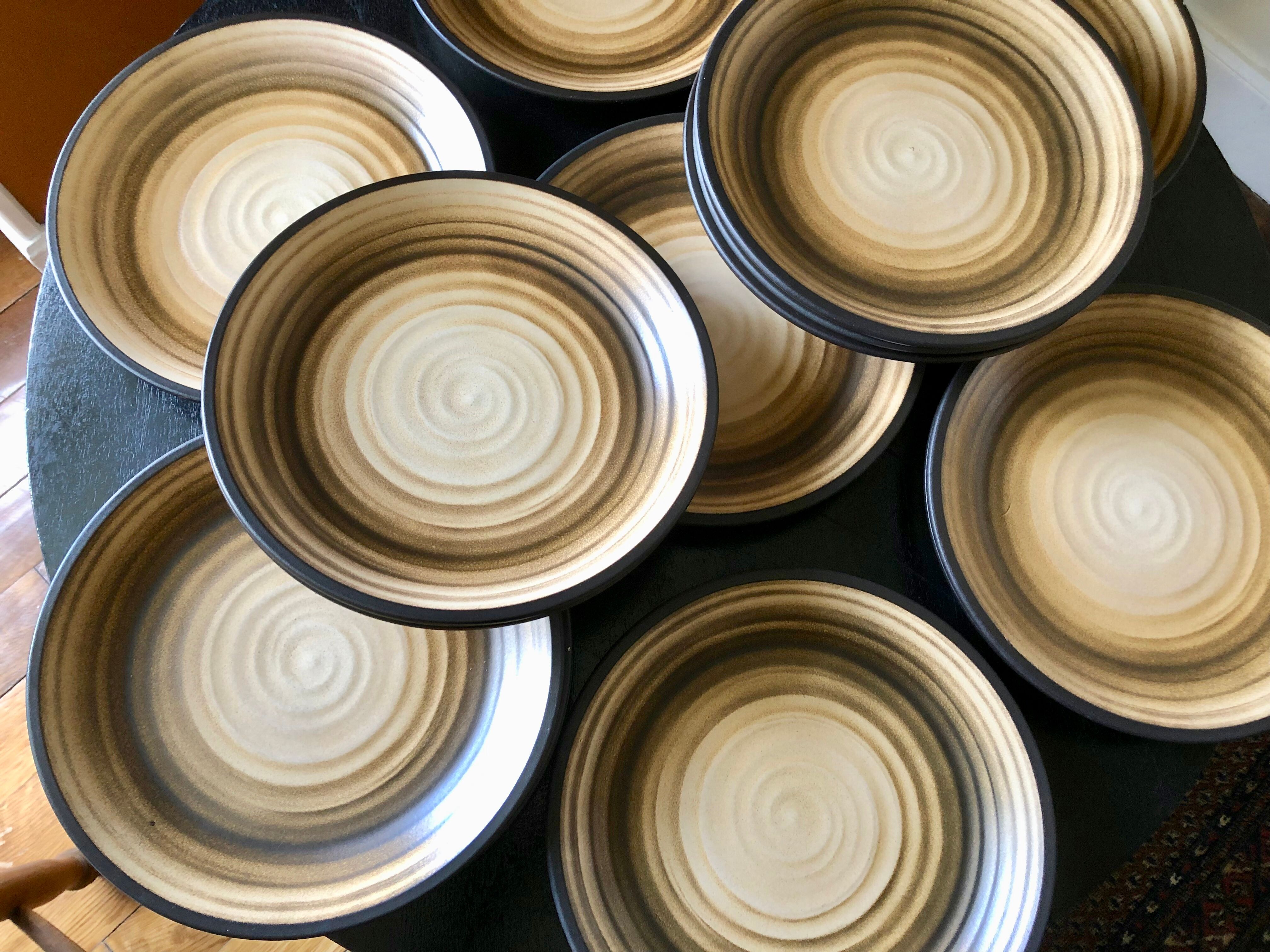 Set of 14 plates Salins les bains France