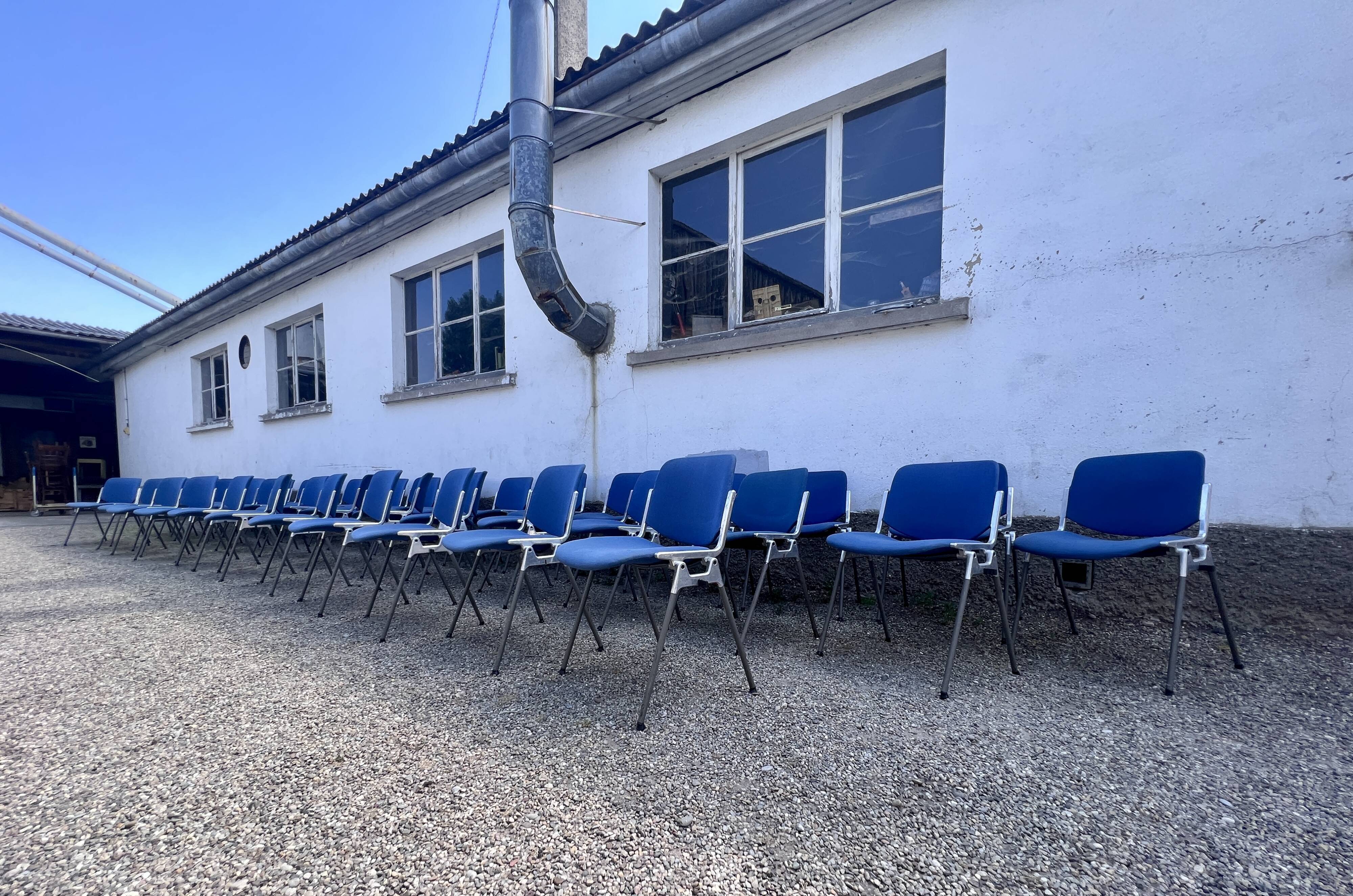 Série de 40 chaises de G. Piretti pour Castelli Anonima Castelli, Italie, années 1970