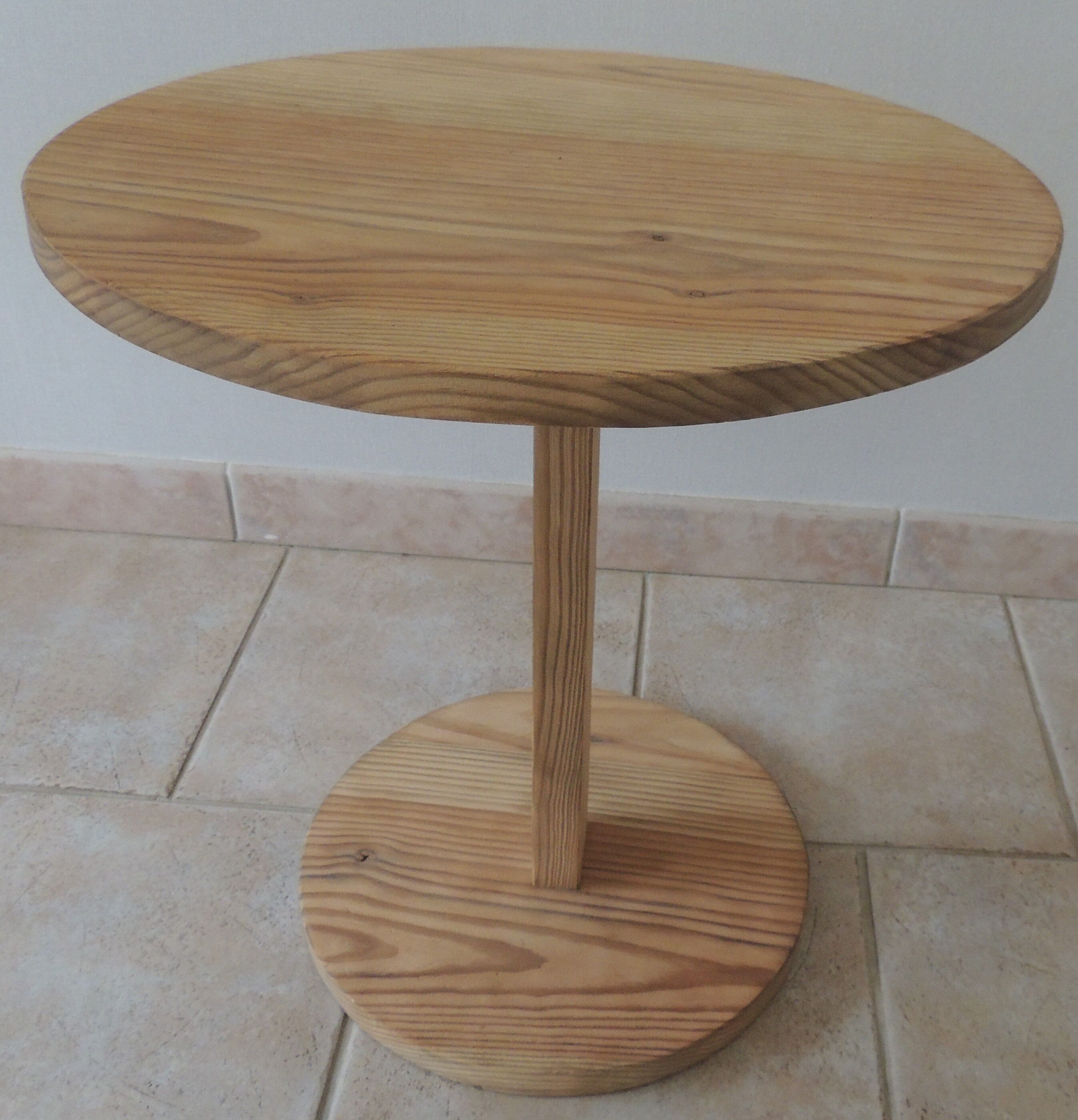 Table basse guéridon