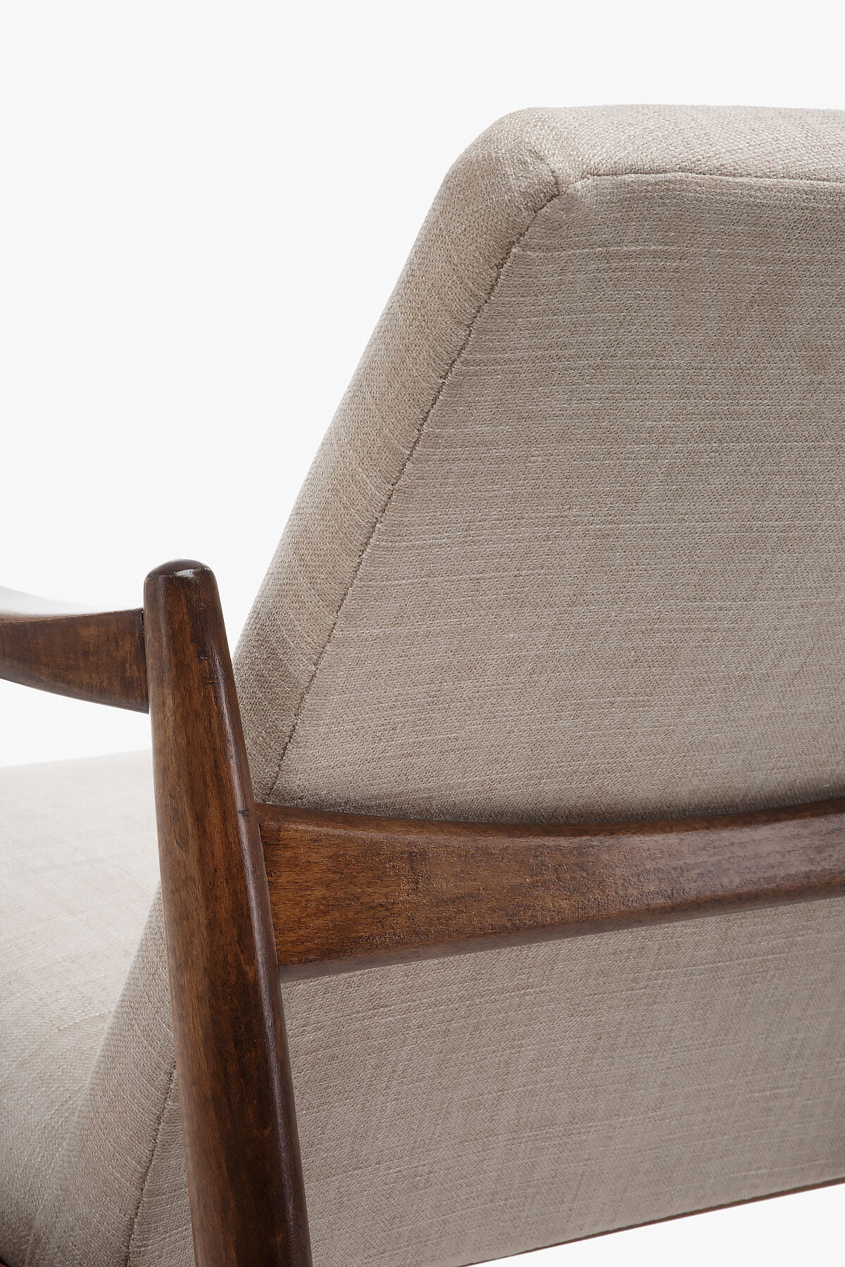 Set of 2 GFM-64 armchairs with footstool