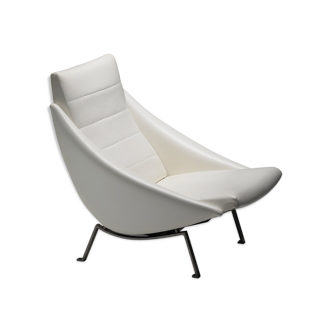 White Vinyl Lounge chair 1950s