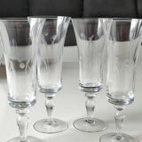 Set of 8 champagne flutes, flared neck. In crystal. Frosted plant motifs.