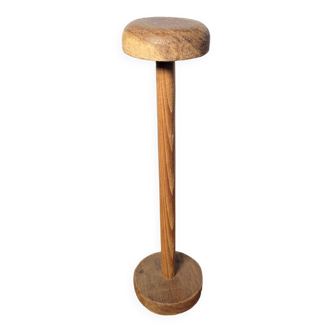 Vintage turned wooden hat rack