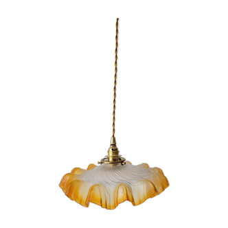 Orange opaline suspension