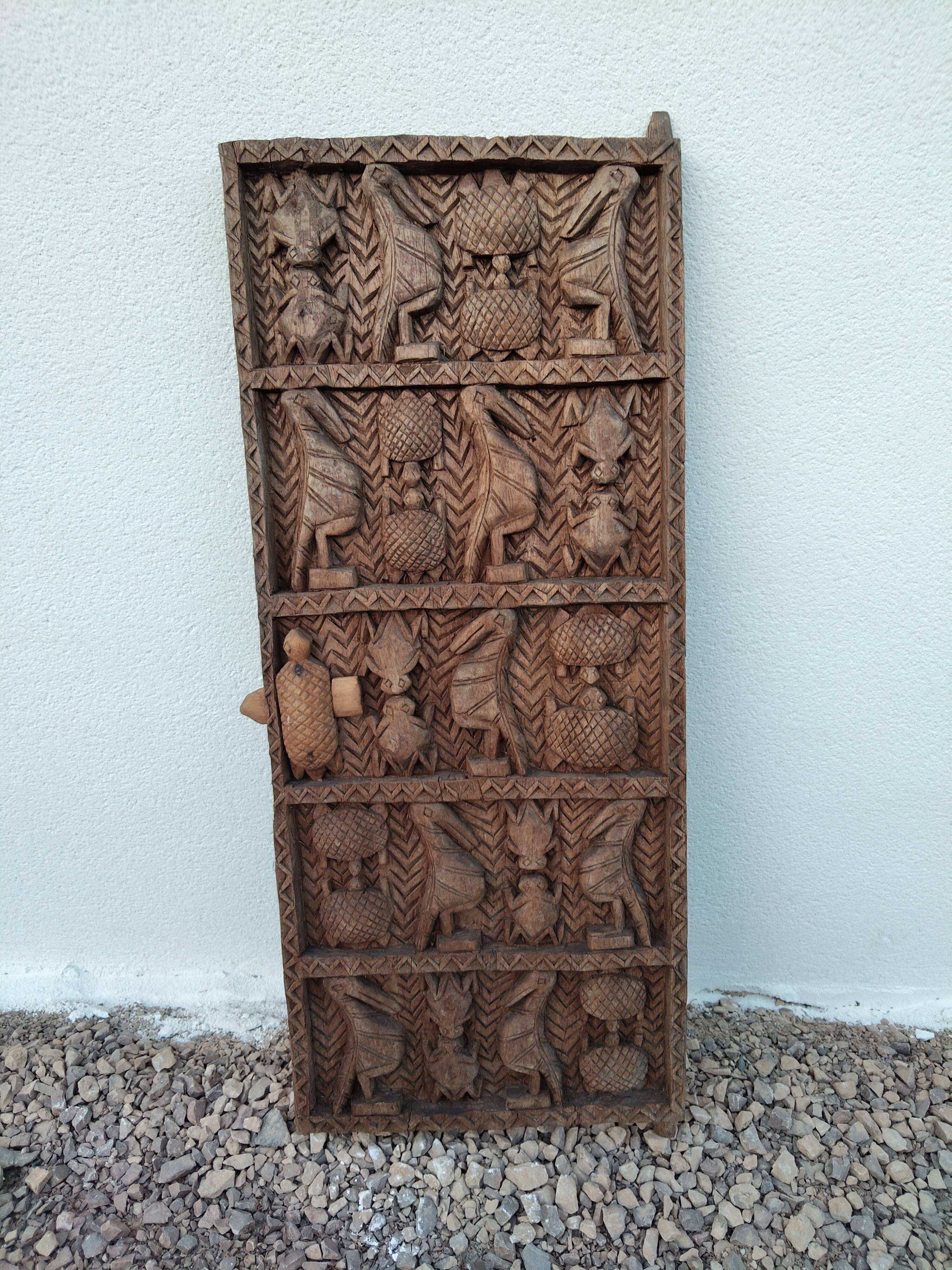 Old loft door Sénoufo – Ivory Coast – carved wood