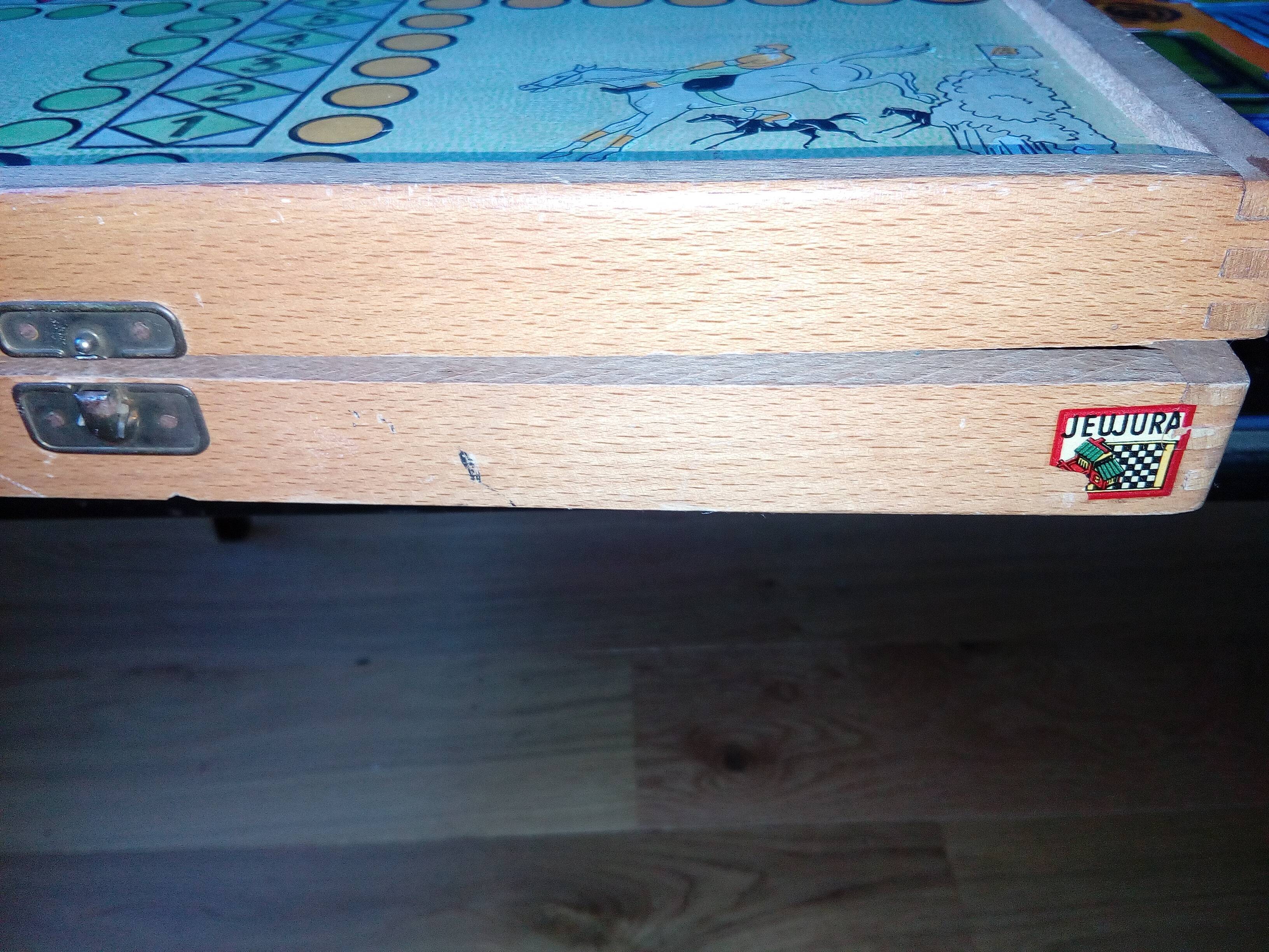 Game of goose, little horses, lady and backgammon Jeujura