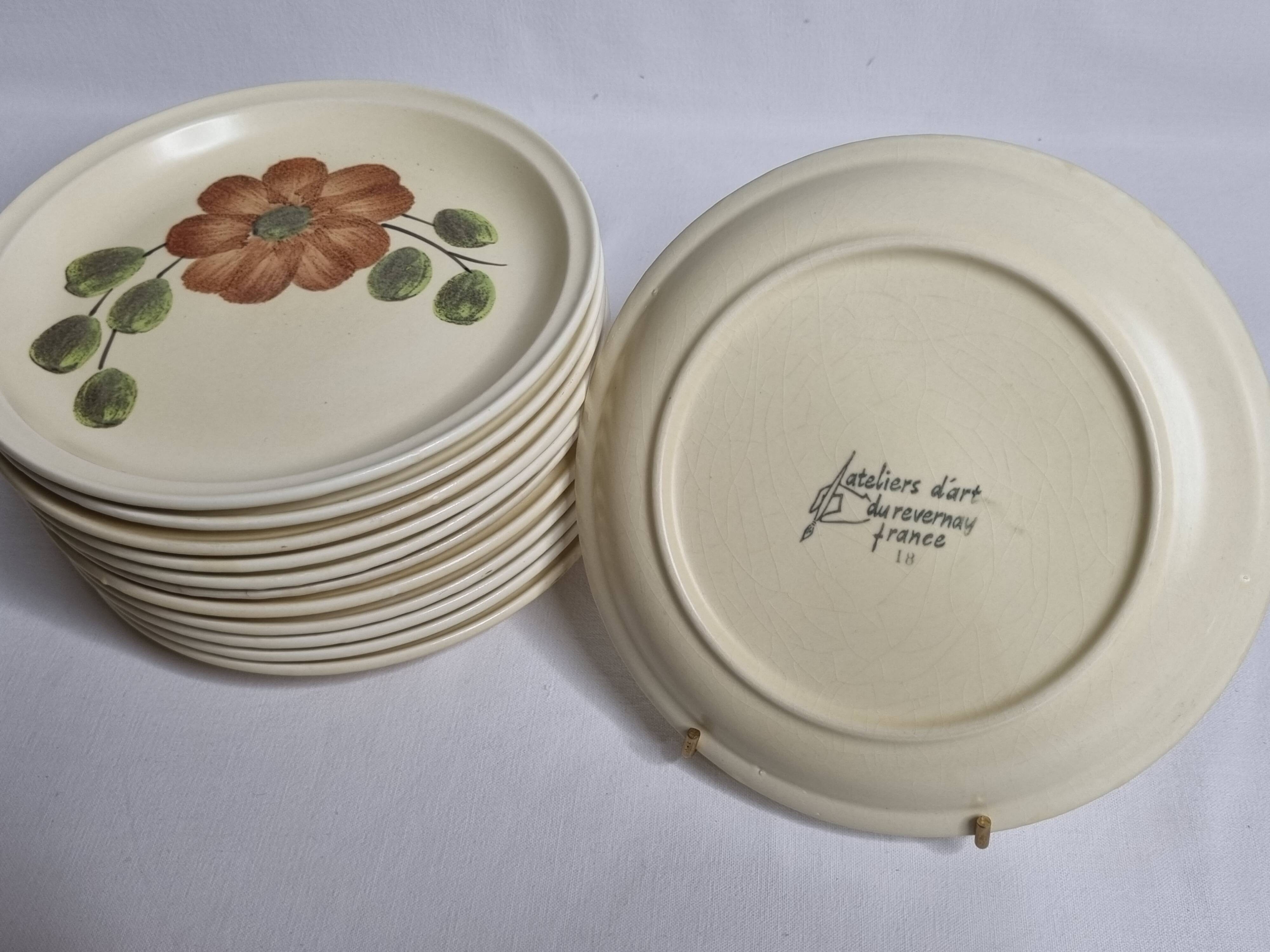 Set of 12 dessert plates decorated with flowers, Revernay art workshop, 20 cm