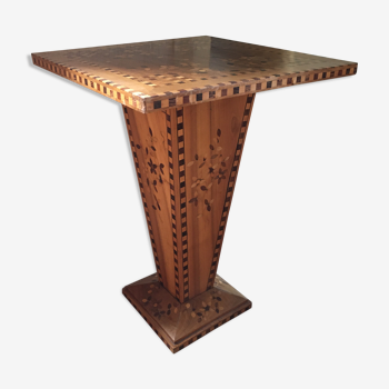 Marquetry table/pedestal table