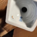 Ancient Medici vase porcelain empire