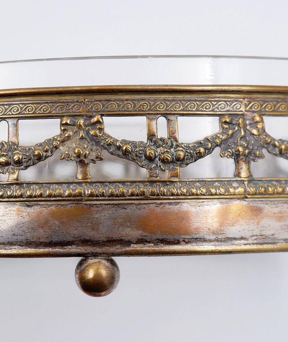 Louis XVI oval centerpiece in silver metal - 19th century