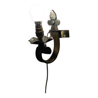 Medieval style iron wall light