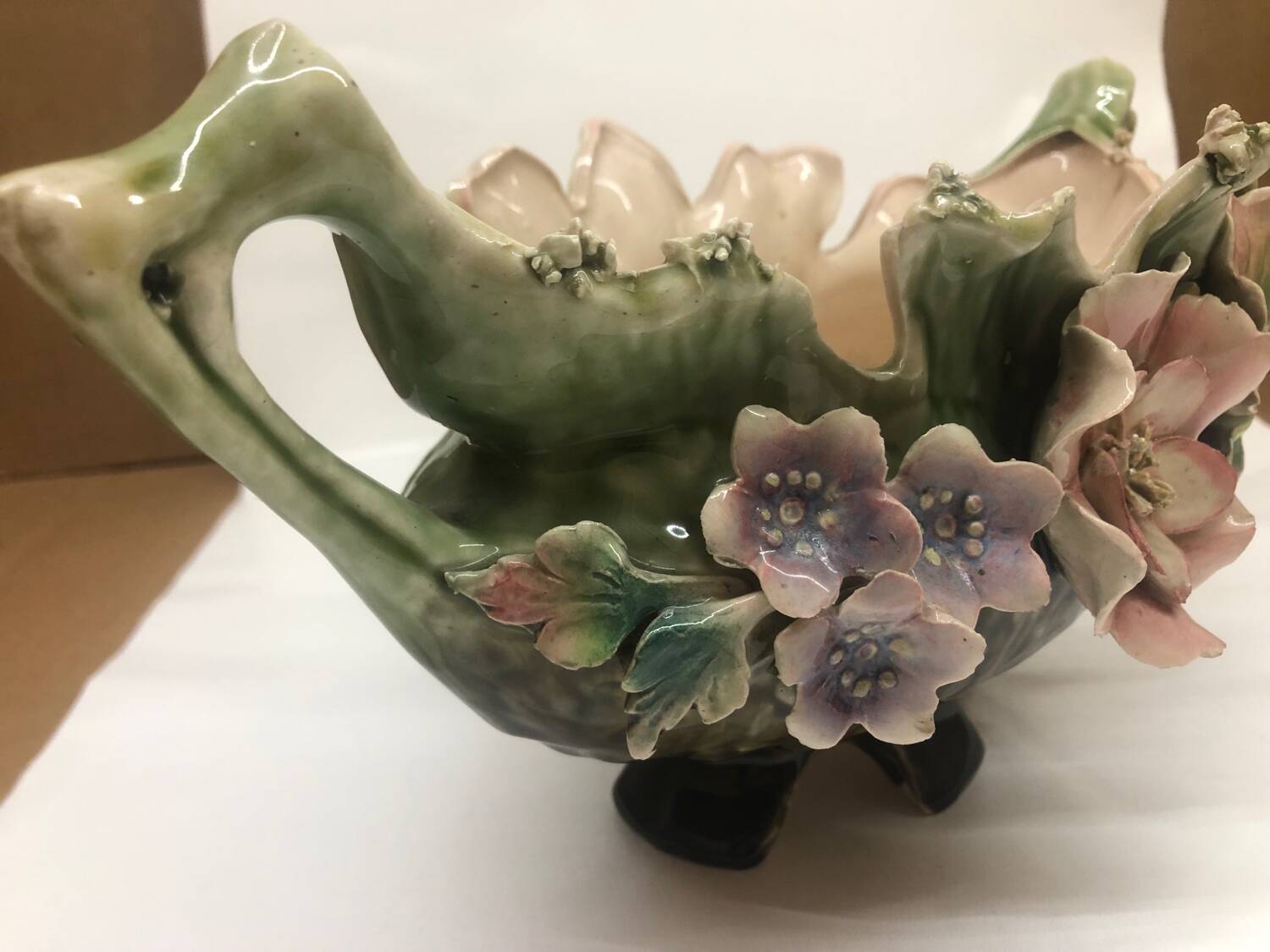 Flower slip planter vase 1900