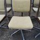 10 chaises