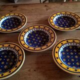 5 Provençal-style plates