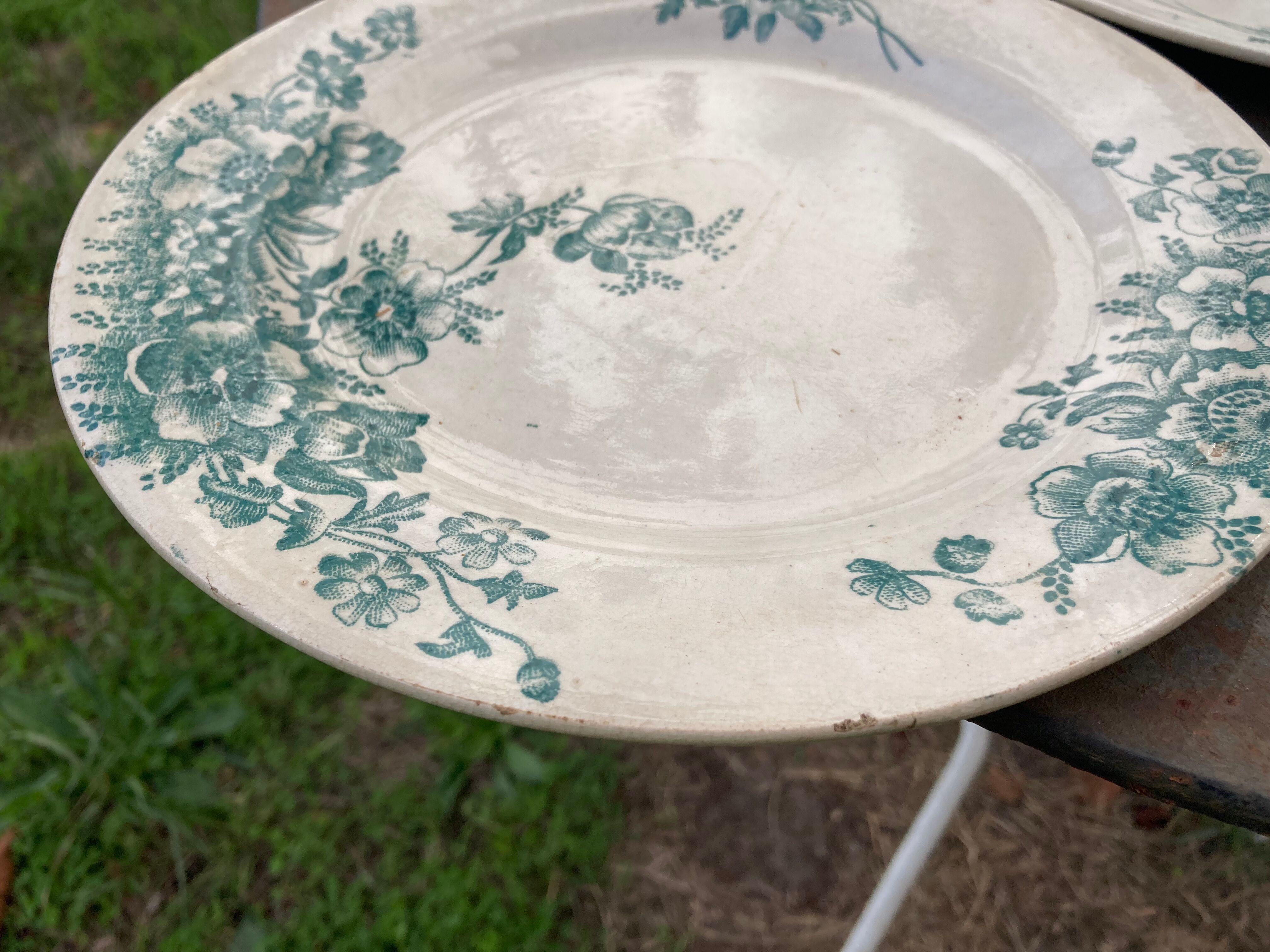 6 Flat plates iron earth by Bertrand Bordeaux / model Anémones