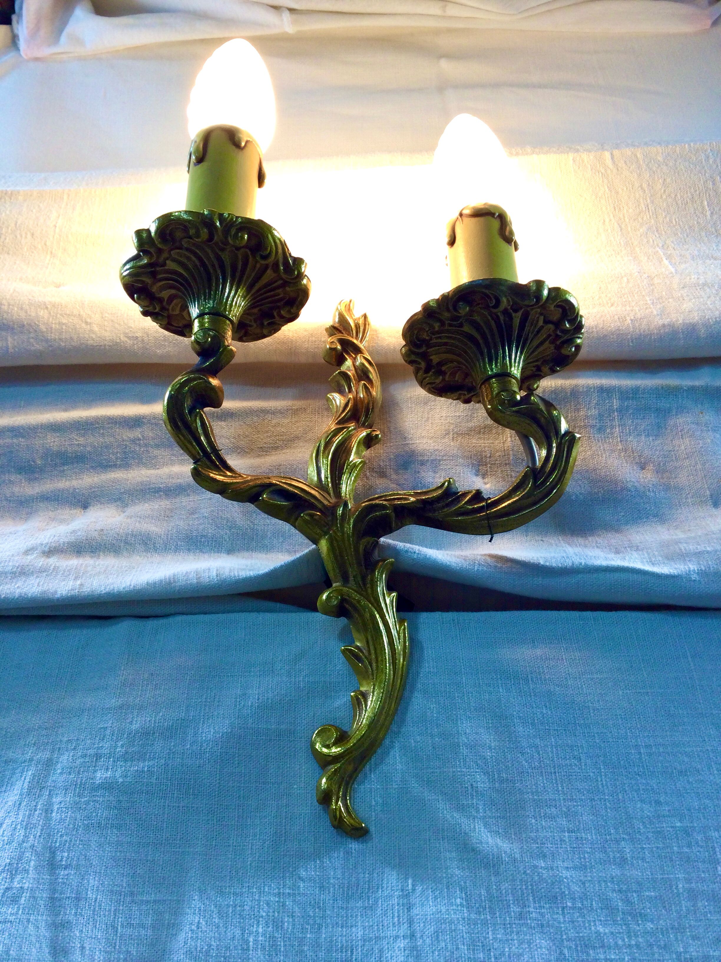 Louis XV style bronze wall lamp with 2 lights