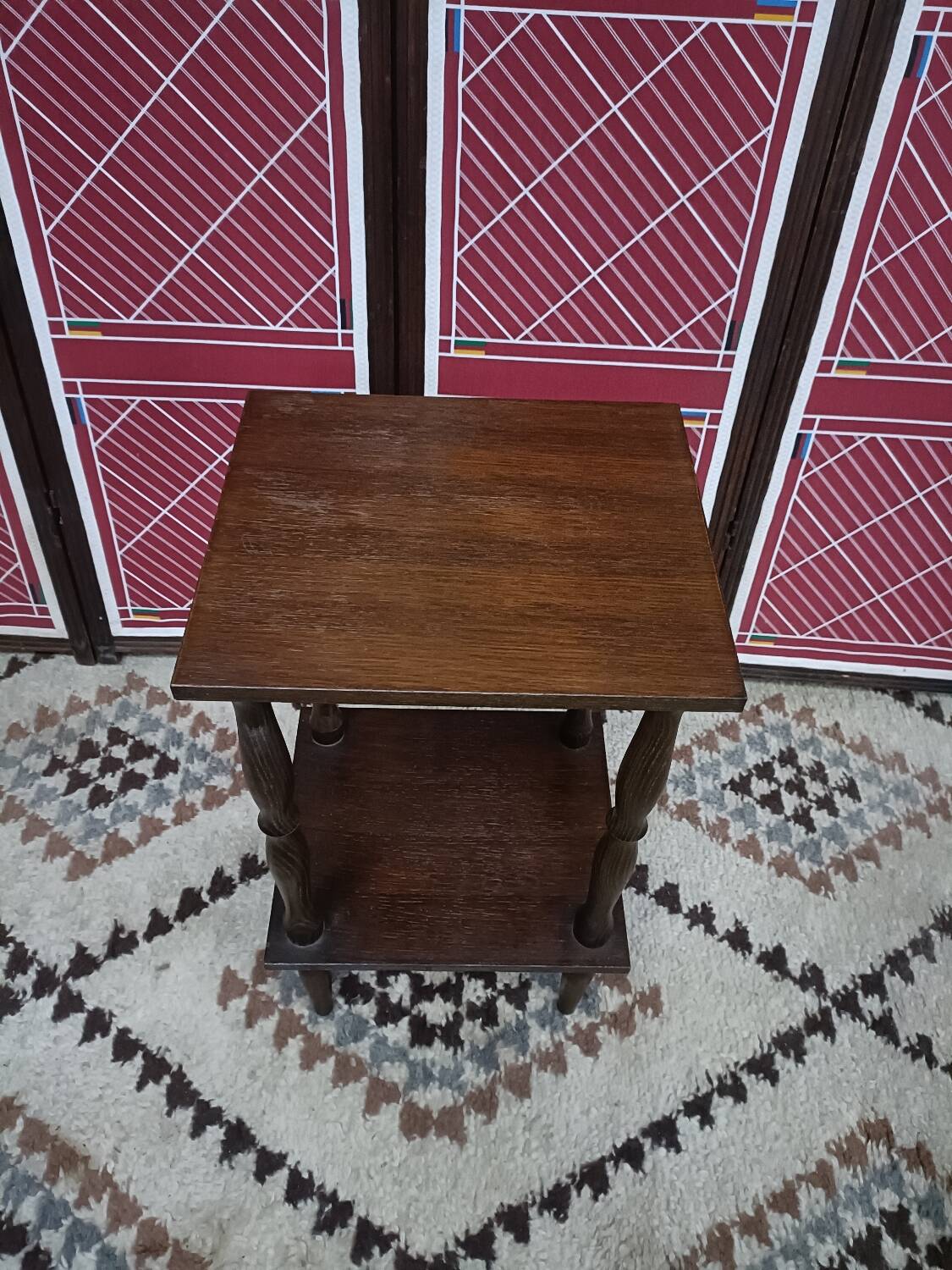 Vintage 2-tier pedestal table
