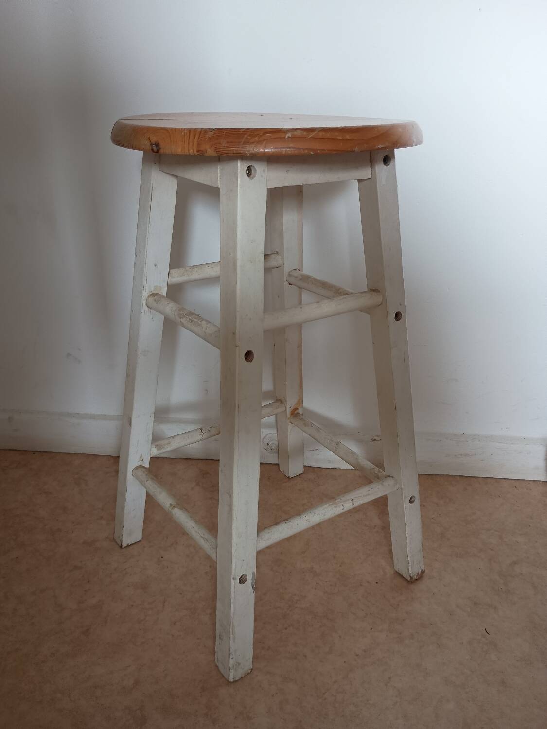 Farm stool