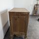 Commode de style Directoire en pin césuré