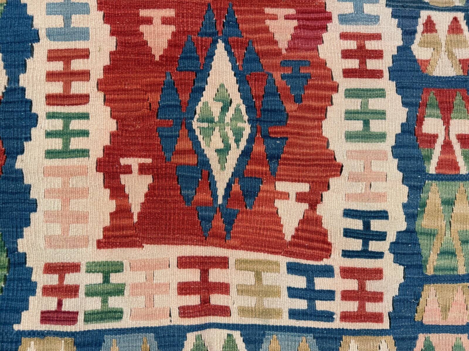 Grand kilim turc vintage 160x112 cm en laine kelim moyen 2519