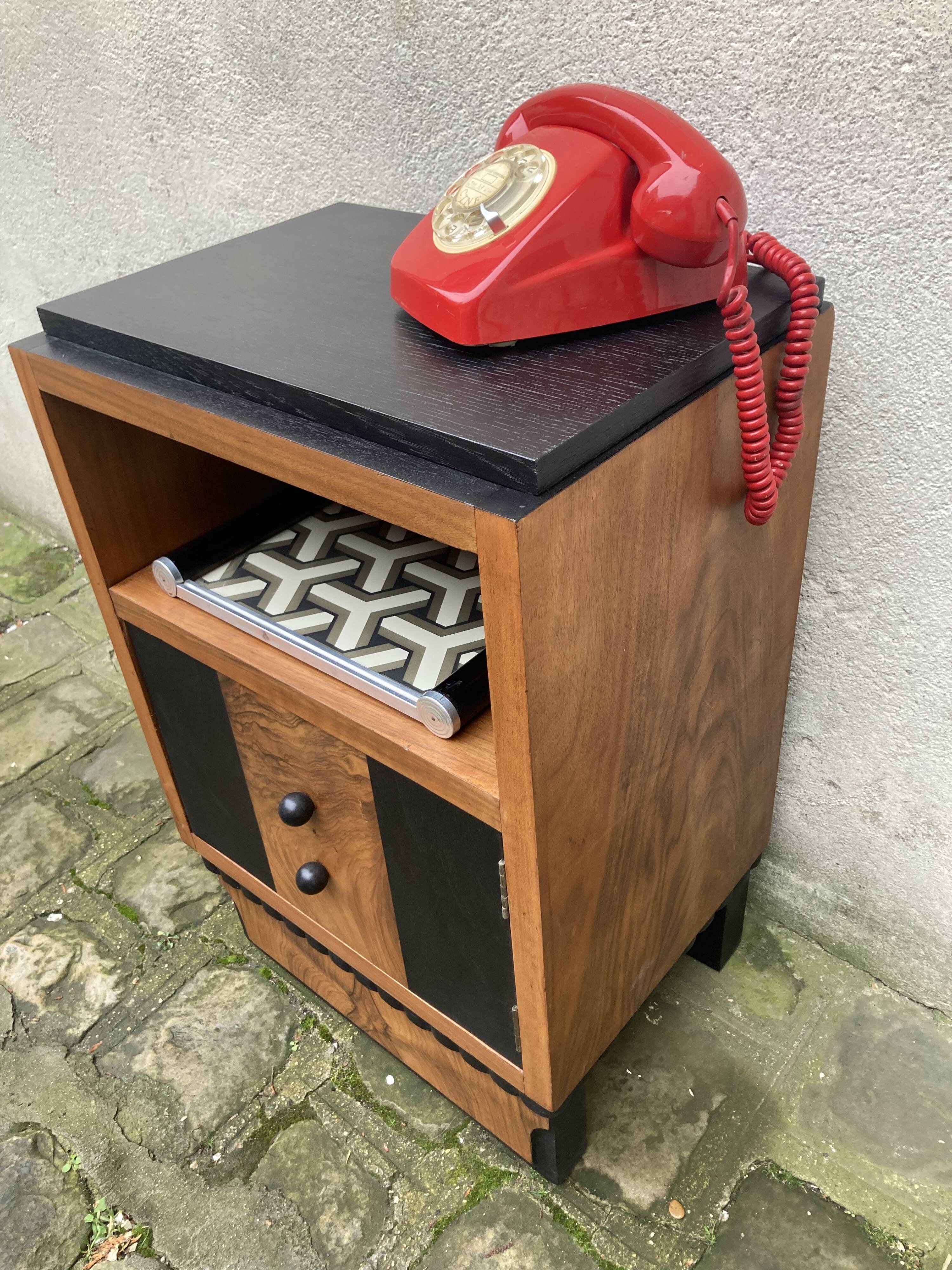 Art deco bedside