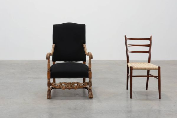 Fauteuil Louis XIII du 19ème siècle en lin noir, France