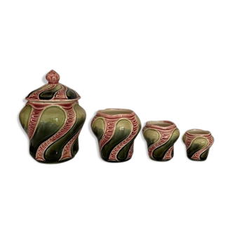 Lot de 4 pots barbotine Denis de Bruyn