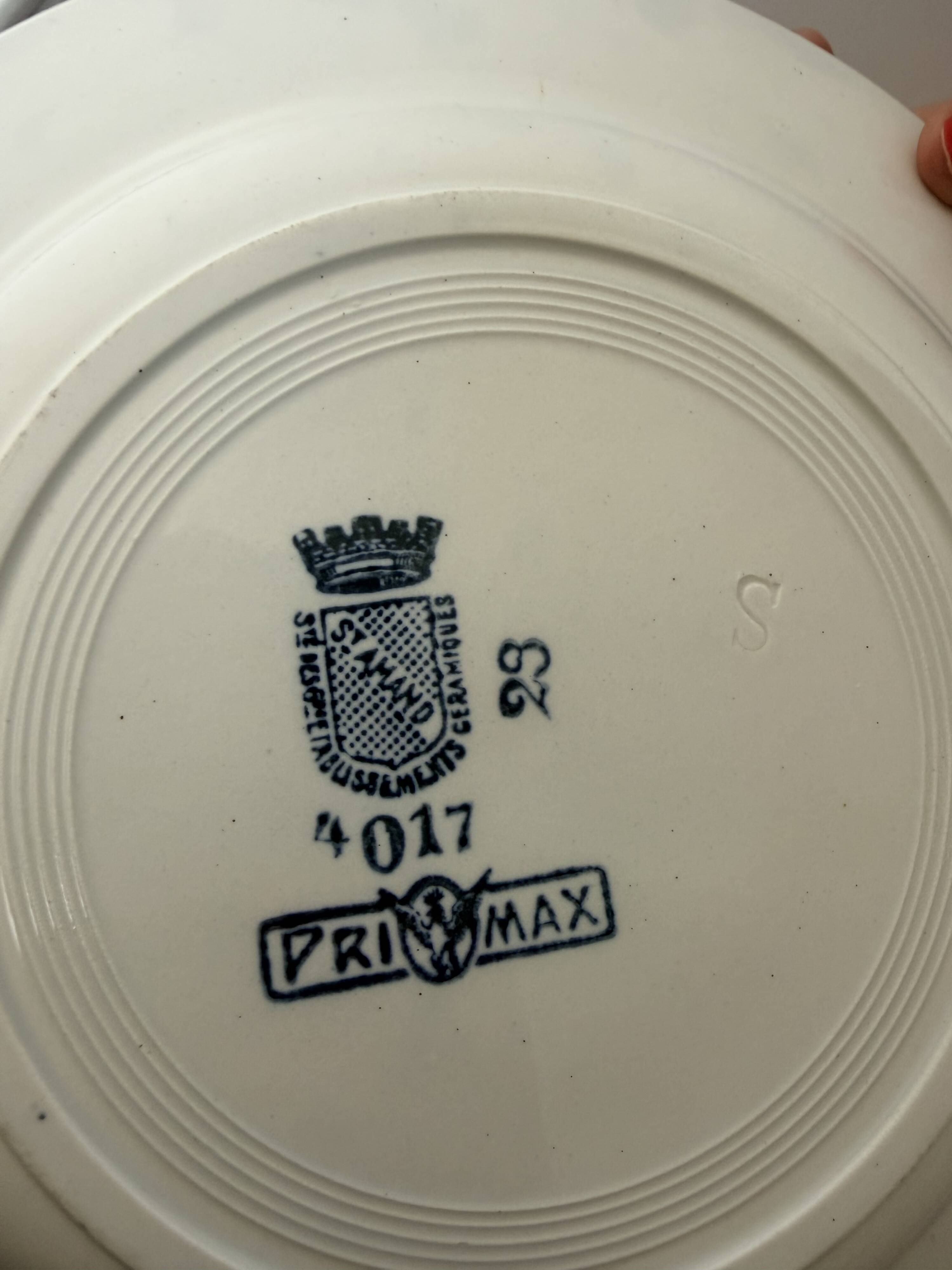4 deep plates from St Amand model Primax 211240