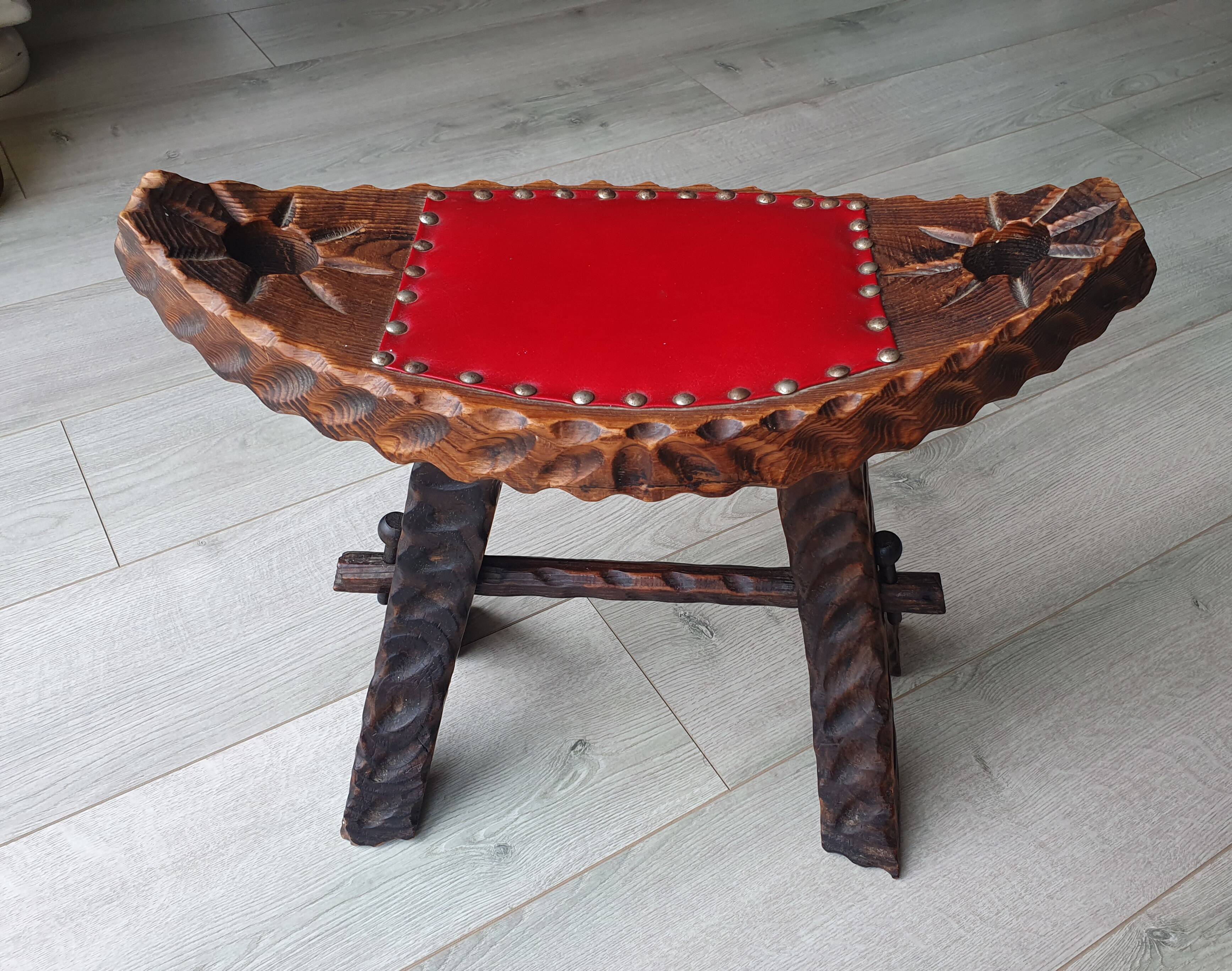 Spanish stool