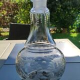 Refined carafe ball shape, pear neck. in finely engraved crystal