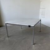 Table basse carrée n 807 par Alain Richard