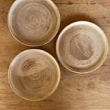 3 Aris stoneware plates
