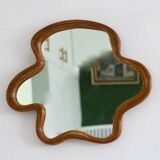 Miroir en osier de forme oranique