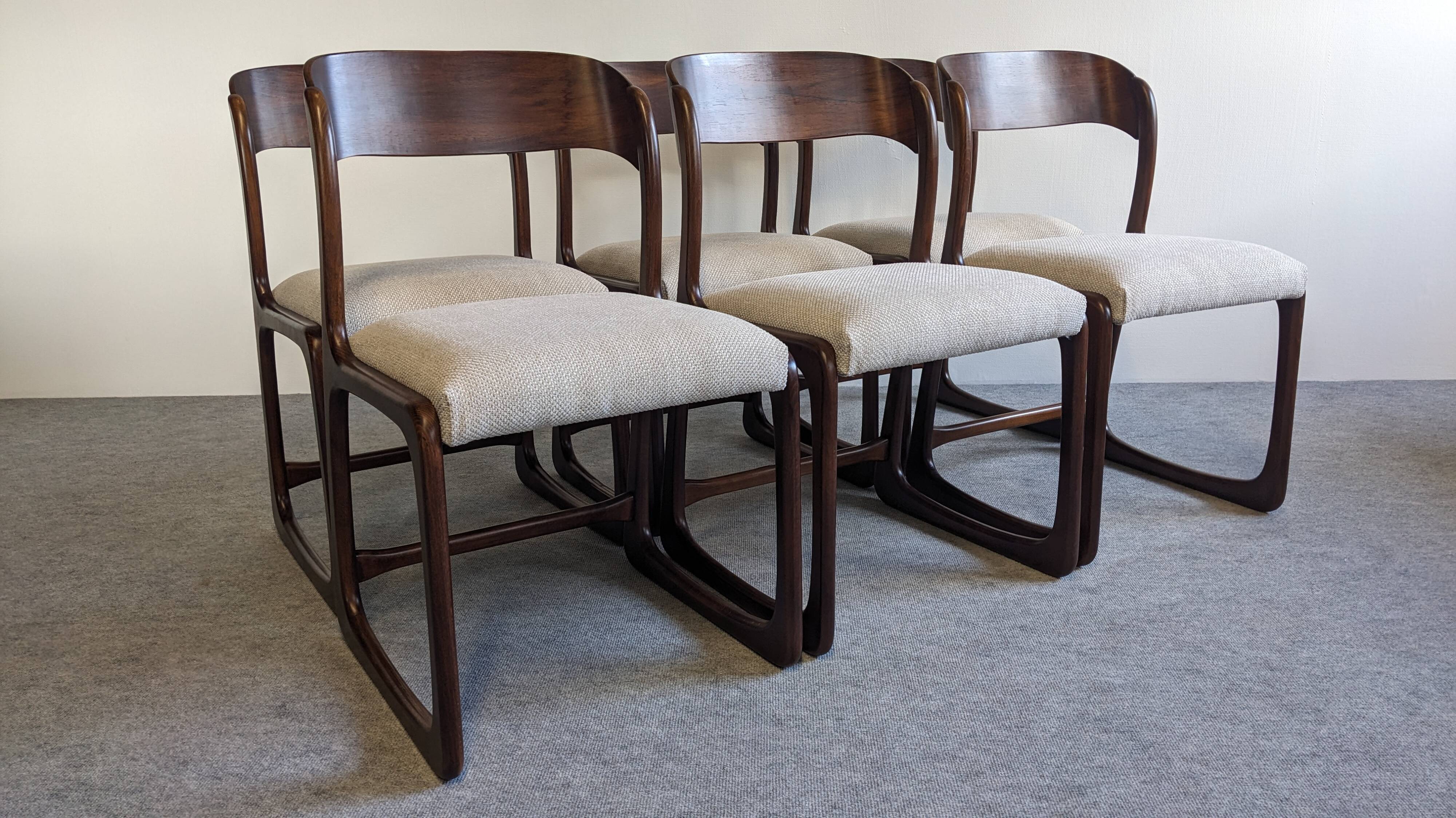 Series of 6 Baumann sled chairs from the 60s/70s