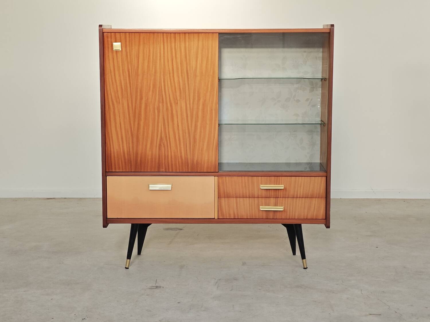 East German sideboard/glass cabinet from the 1960s