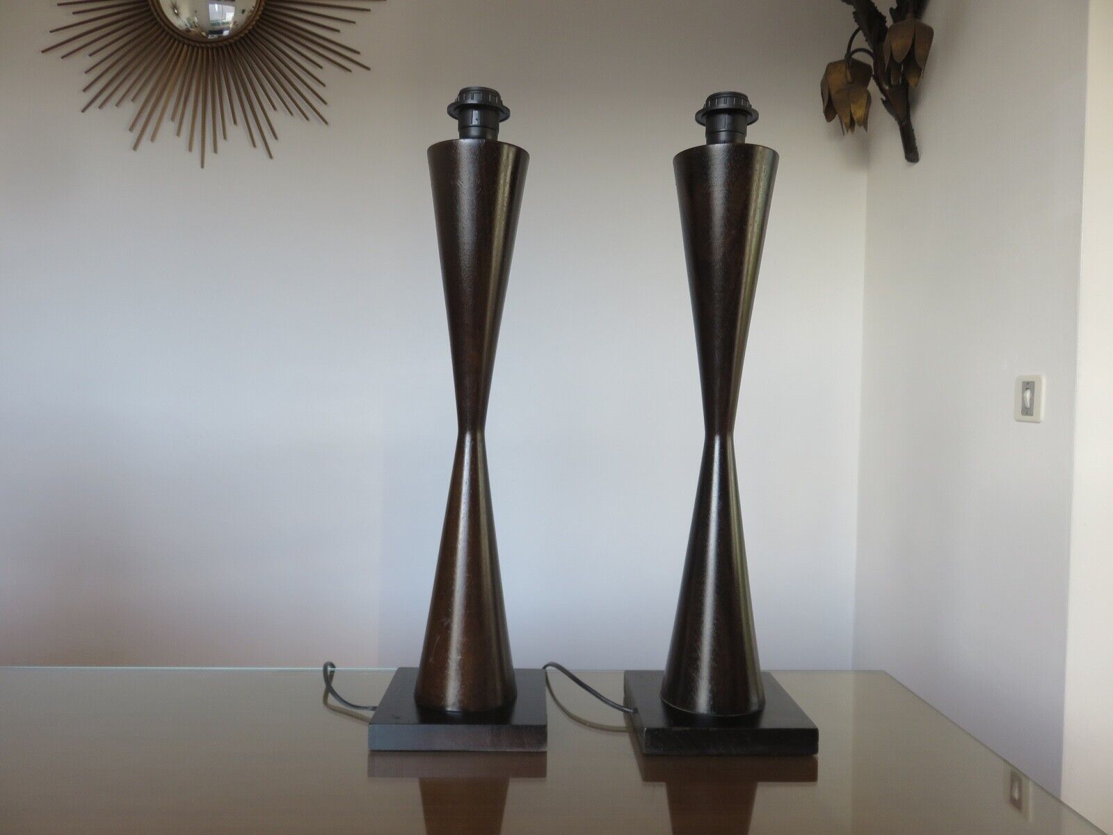 Pair of wooden diabolo lamps workshop lumen 80s