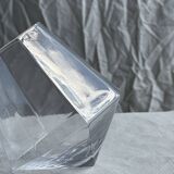 Small geometric carafe with diamond-shaped stopper and its 4 glasses
