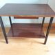 Table de chevet bout de canapé style moderniste formica et métal laqué noir