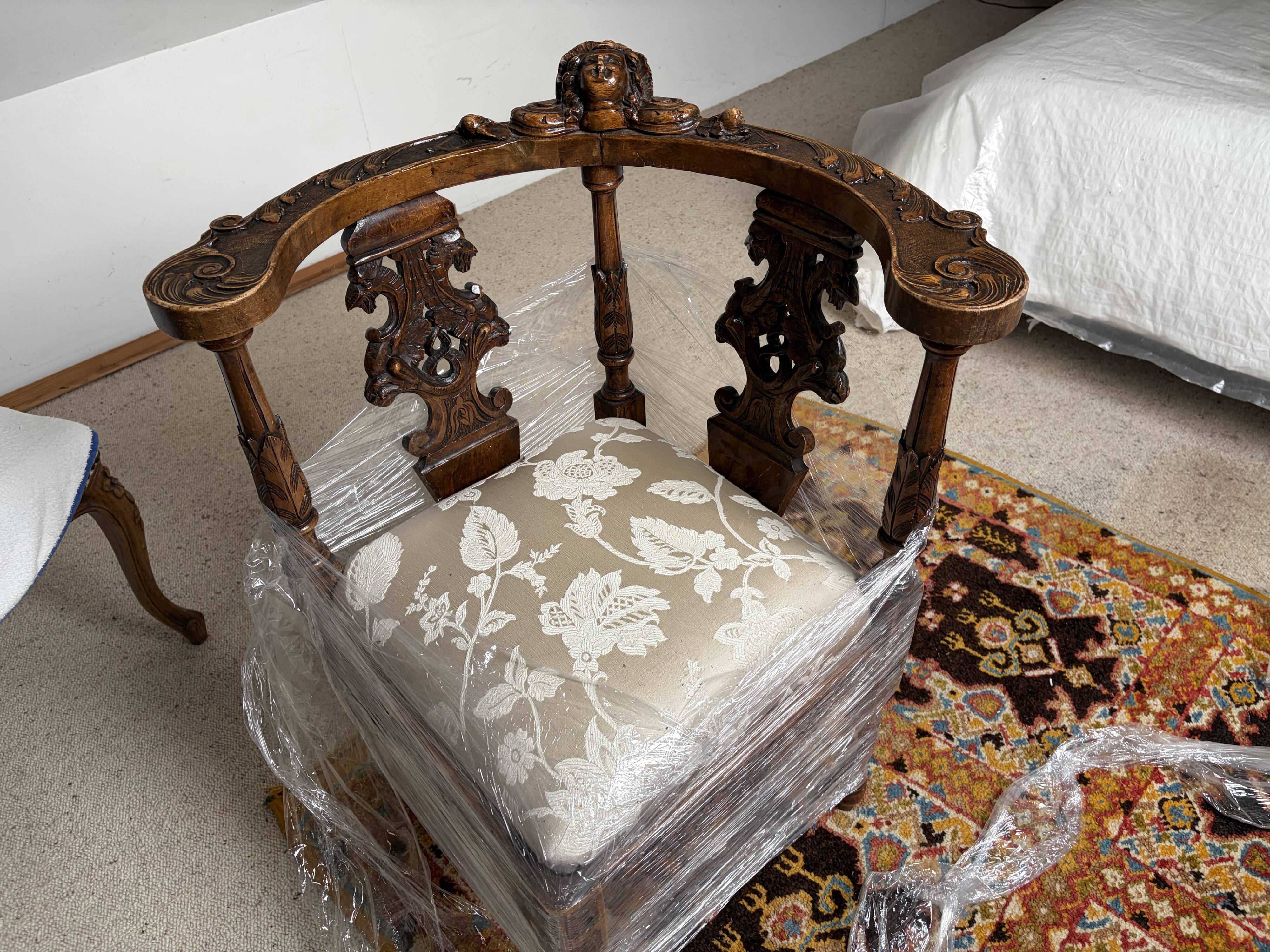 Two-seater canapé and two Neo-Renaissance armchairs from 1890.